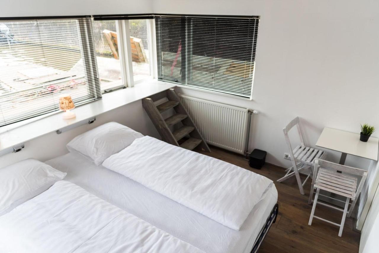 Bed and Breakfast Houseboat Next To Amstel Amsterdam Exteriér fotografie